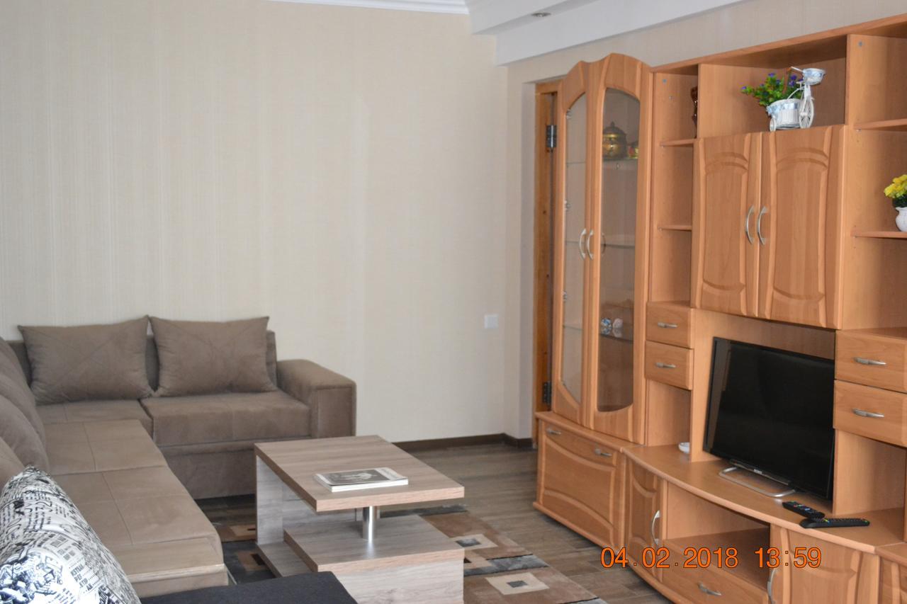Apartment On Ikalto 8 Tbilisi Ngoại thất bức ảnh