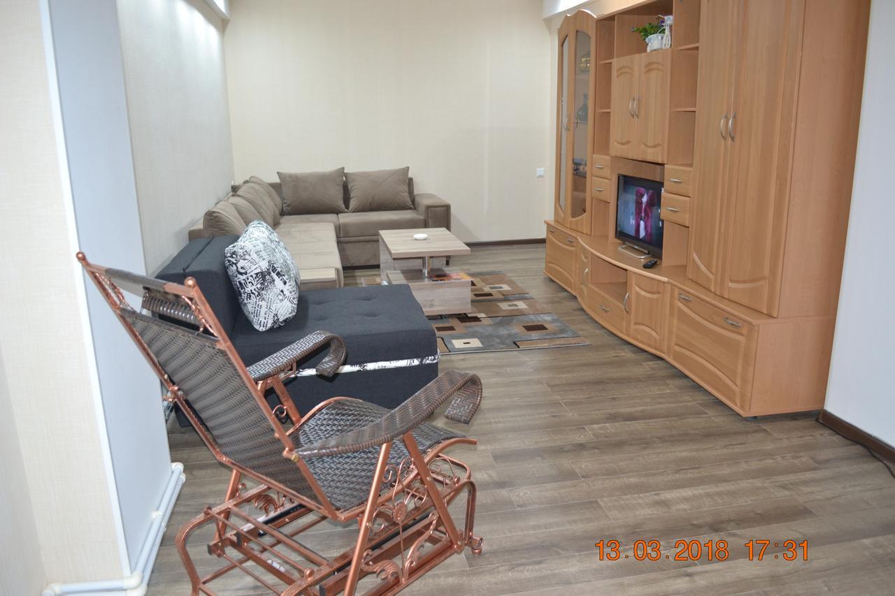 Apartment On Ikalto 8 Tbilisi Ngoại thất bức ảnh